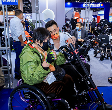 展商地域構(gòu)成：國(guó)際31%，國(guó)內(nèi)69%