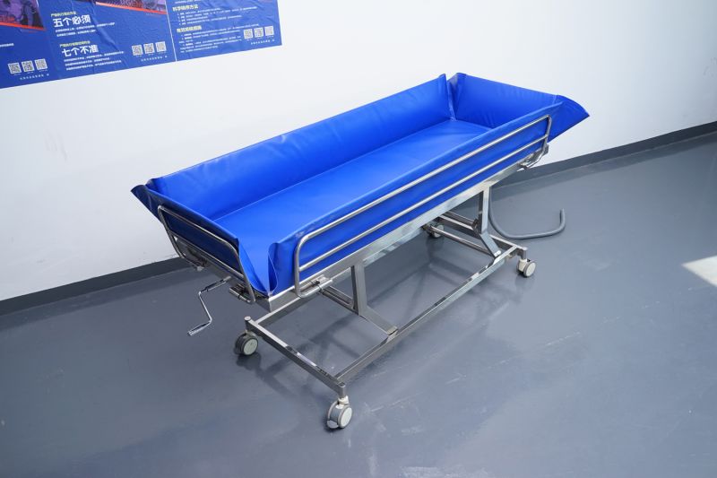 304不銹鋼手搖升降老人洗澡床-