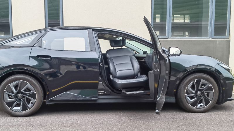 SOUT Pro Turning Seat-