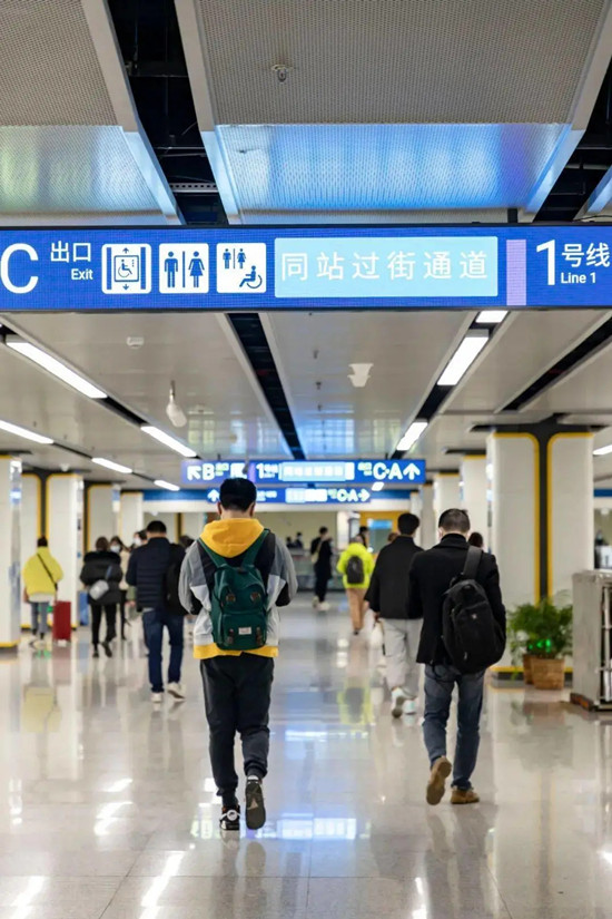 動真格！成都公交和地鐵“牽手成功”！“兩網(wǎng)融合”解決市民出行痛點難點(圖6)